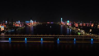 航拍湖北武汉<strong>长江大桥</strong>夜景