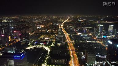 江苏苏州工业园区国金中心苏州之门夜景灯光航拍