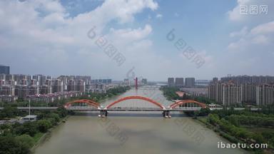 江苏宿迁城市风光京杭大运河桥梁交通城市减速航拍