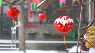 春节农村院子下雪天小灯笼