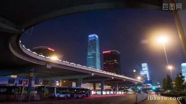 <strong>国贸</strong> cbd 和晚上，北京，中国的行车天桥