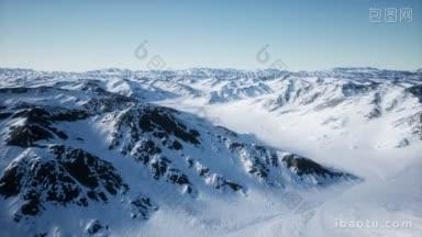 南极洲的雪山和<strong>冰海</strong>的空中景象