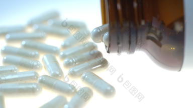 Herbal药片白色表格制药学生产草胶囊管