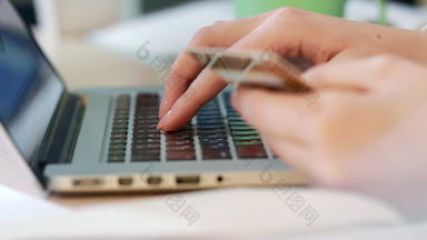女手<strong>打字</strong>信贷卡数量移动PC电脑键盘
