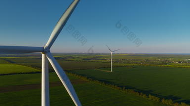 空中视图风涡轮<strong>公园</strong>生成环境友好的能源