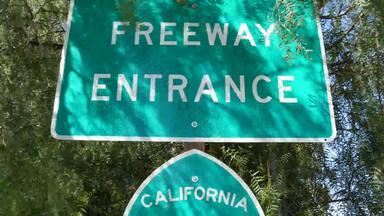 高速公路入口标志交换crossraod三迭戈县加州美国状态路线高速公路路标板象征路旅行运输交通安全规则规定