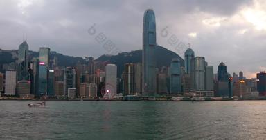 锅在香港香港中央天际线维多利亚港口在香港香港中国