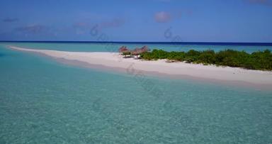 自然无人机清洁视图阳光白色桑迪天堂海滩蓝色的水背景充满活力的