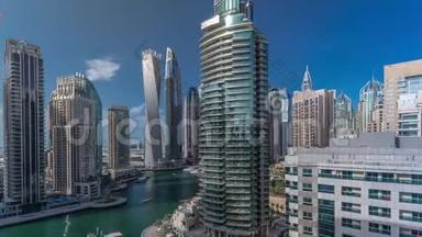 迪拜<strong>海滨</strong>住宅和办公室摩天大楼的空中景观，带<strong>海滨</strong>时代