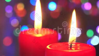 新年和圣诞庆祝圣诞礼物在<strong>大气</strong>灯<strong>光</strong>圣诞装饰与蜡烛
