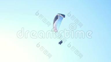 滑翔伞空中运动
