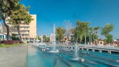 共和国广场上有歌舞喷泉. 土耳其安塔利亚