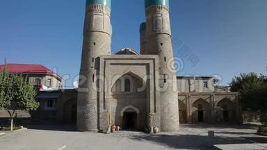 Chor Minor Char Minar，Chor Minor是乌兹别克斯坦历史名城Bukhara的一座历史清真寺。