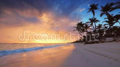 海日出和异域天堂岛海滩.. 多米尼加共和国蓬塔·卡纳