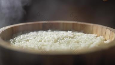 米饭米蒸汽清晰实拍