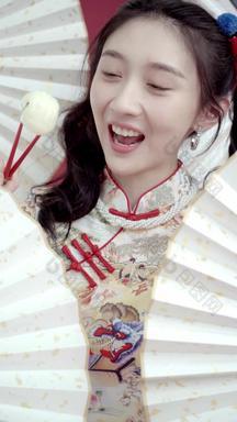 美少女中国元素头和肩膀筷子优质实拍