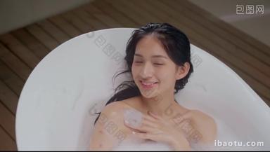 年轻女人沐浴放松身体保健清晰视频