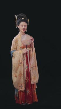 古装美女汉服传统文化蓝色背景伞镜头