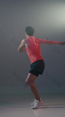 运动员跳跃健美身材运动竞赛