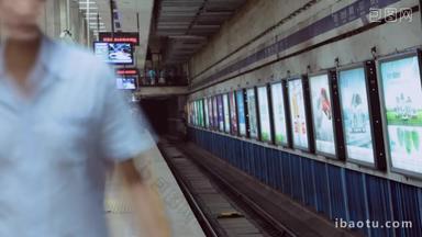 北京地铁便利等公共设施视频