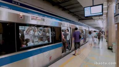 北京地铁法辨认的发展车站月台宣传视频