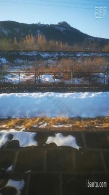 实拍旅途火车窗外风景雪景