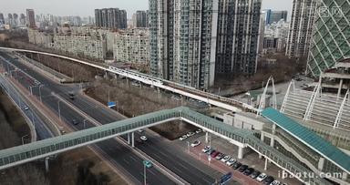 天津地铁进站航拍4K城市交通
