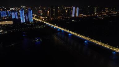 航拍湖北武汉<strong>长江大桥</strong>夜景