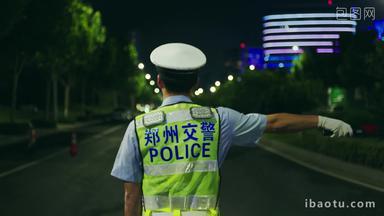 <strong>交警</strong>查酒驾带走<strong>交警</strong>执法实拍