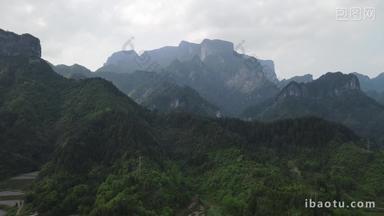 <strong>航拍</strong>湖南张家界天门山5A景区<strong>全景</strong>