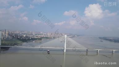 航拍湖北荆州长江大桥跨江大桥