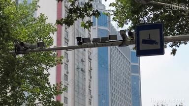 城市交通指示灯监控实拍