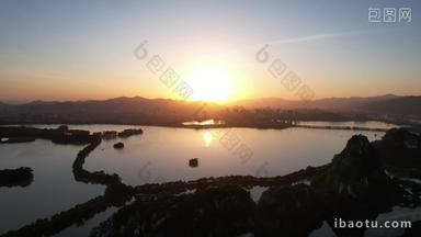 夕阳下的肇庆星湖七星山航拍