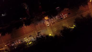 城市夜景交通马路路口