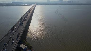 <strong>航拍</strong>福州湾边大桥景观