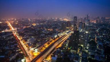曼谷市在黄昏时间流逝
