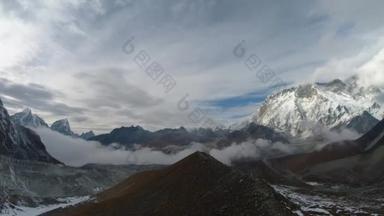 Lhotse和Nuptse山。 尼泊尔喜马拉雅.