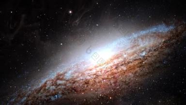 无缝圈星系通过外太空向明亮的银河系探索。4K环路动画，通过发光的星云、云团和星团飞行。太空旅行NGC2683