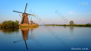 荷兰风车磨粉机日落