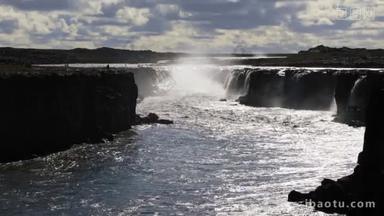 <strong>在</strong>冰岛北部的塞尔福斯瀑布 