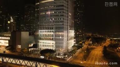 晚上<strong>在</strong>大城市的摩天大楼的最高视图。股票。夜晚的城市美景