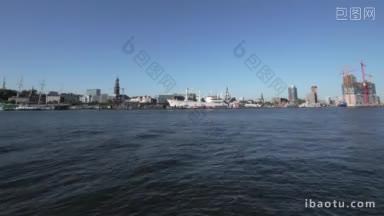 汉堡有着易北<strong>河流域</strong>的港口和建筑工地