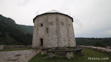 特拉夫尼克的古堡