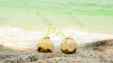 海滩上的椰子