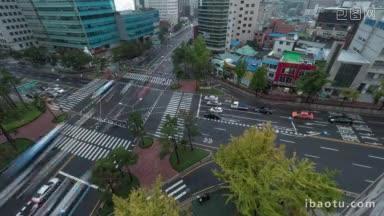 韩国首都首尔路口的交通延时高角度<strong>拍摄</strong>