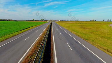 前视图汽车开车直路汽车移动高速公路路