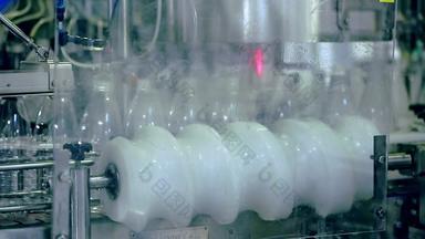 乳制品<strong>工厂</strong>输送机带乳制品行业<strong>牛奶</strong>生产行