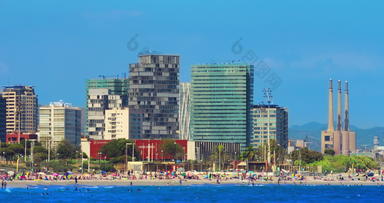 巴塞罗那海滩间隔拍摄巴塞罗那城市海滩视图度假胜地西班牙