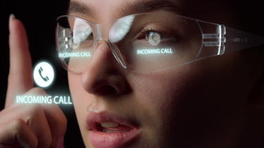 未来主义的眼镜识别系统识别接受收入调用特写镜头
