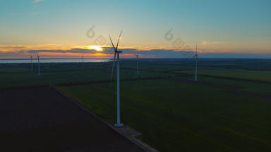现代风车生产可再生替代能源农村景观